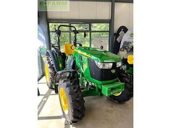 Traktors JOHN DEERE 5050E