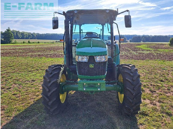 Traktors John Deere 5075e: foto 4