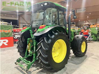 Traktors John Deere 5115r: foto 3 Traktors John Deere 5115r: foto 3