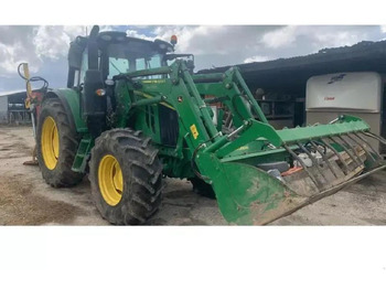 Traktors JOHN DEERE 6100M