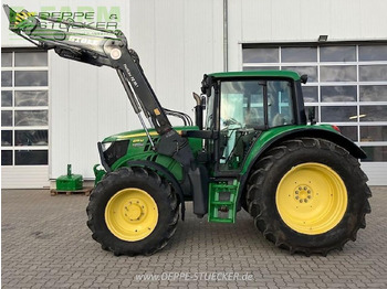 Traktors JOHN DEERE 6115M