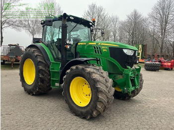 Traktors JOHN DEERE 6150R
