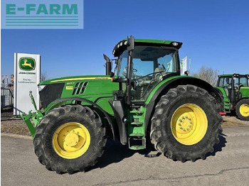 Traktors JOHN DEERE 6215R
