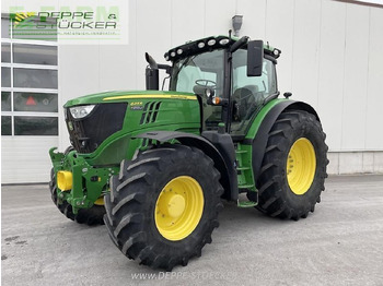 Traktors JOHN DEERE 6215R