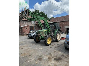 Traktors JOHN DEERE 6230