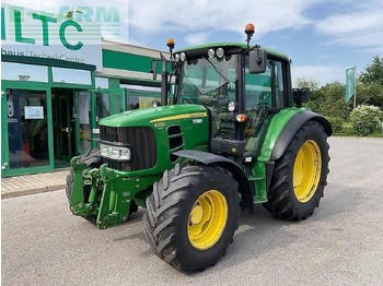 Traktors JOHN DEERE 6230