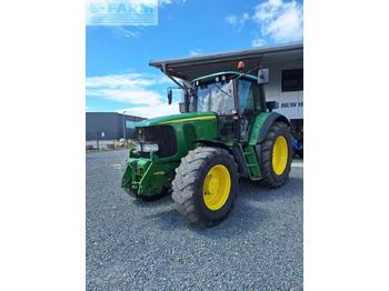 Traktors JOHN DEERE 6920
