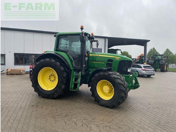 Traktors JOHN DEERE 7530