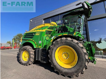 Lopbarības kombains JOHN DEERE 8600