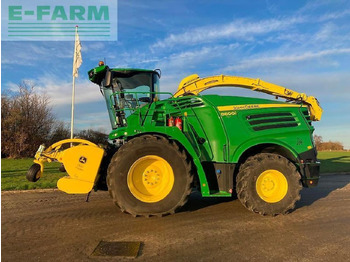 Lopbarības kombains JOHN DEERE 8600