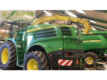 Lopbarības kombains JOHN DEERE 8700