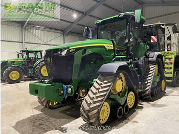 Traktors JOHN DEERE