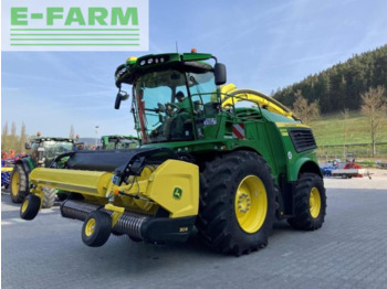 Lopbarības kombains JOHN DEERE