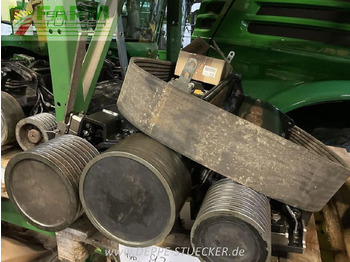 Lopbarības kombains John Deere 9700i: foto 2
