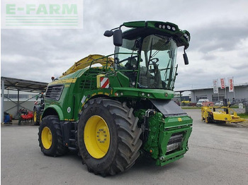 Lopbarības kombains JOHN DEERE