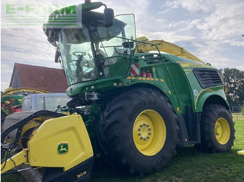 Lopbarības kombains JOHN DEERE
