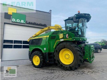 Lopbarības kombains JOHN DEERE