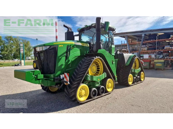 Traktors JOHN DEERE