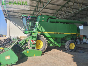 Labības kombains JOHN DEERE