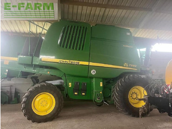 Labības kombains JOHN DEERE T560