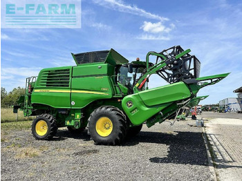 Labības kombains JOHN DEERE T560