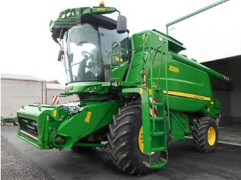 Labības kombains JOHN DEERE T660