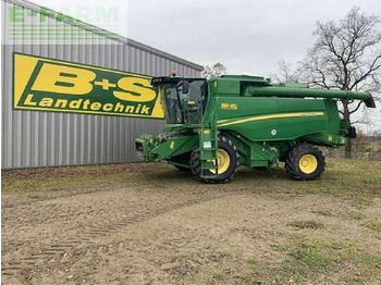 Labības kombains JOHN DEERE W660