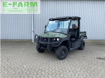Traktors JOHN DEERE