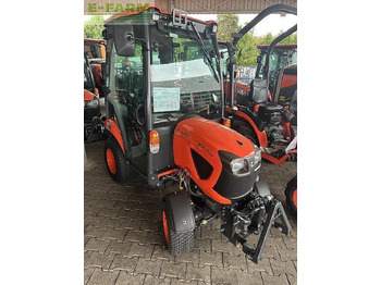 Traktors KUBOTA