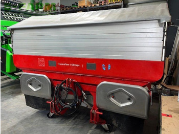 Minerālmēslu izkliedētājs KVERNELAND