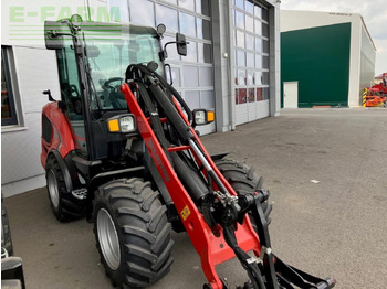 Mini iekrāvējs Manitou manitou mla 5-50: foto 2