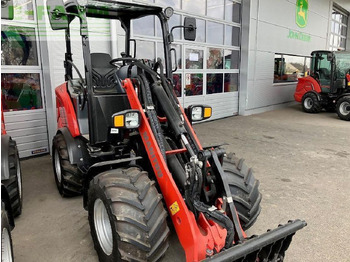 Mini-ekskavators MANITOU