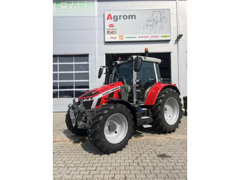 Traktors MASSEY FERGUSON 100 series