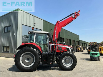 Traktors MASSEY FERGUSON 100 series