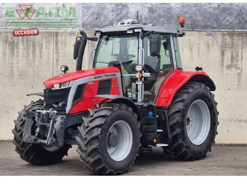 Traktors MASSEY FERGUSON 100 series