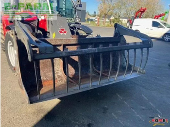 Teleskopiskais iekrāvējs MASSEY FERGUSON