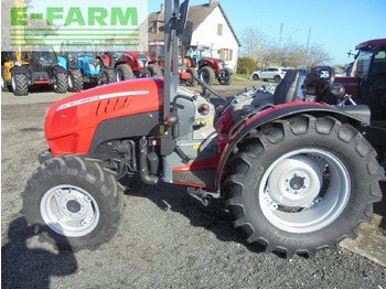 Traktors McCORMICK