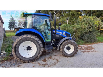 Traktors NEW HOLLAND T5