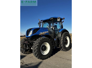 Traktors NEW HOLLAND T7