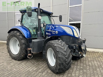Traktors NEW HOLLAND T7.210
