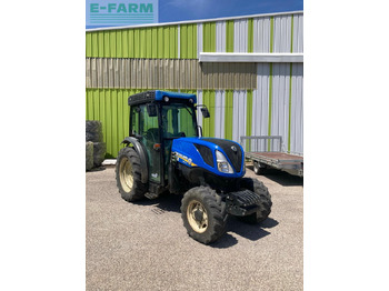 Traktors NEW HOLLAND T4