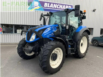Traktors NEW HOLLAND T5