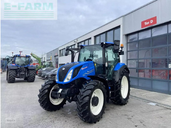 Traktors NEW HOLLAND T5