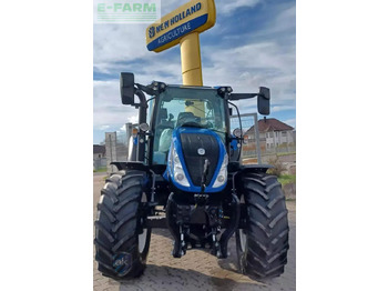 Traktors NEW HOLLAND T5