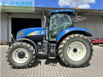 Traktors NEW HOLLAND T6000