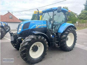 Traktors NEW HOLLAND T7