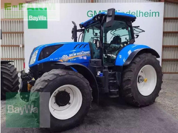 Traktors NEW HOLLAND T7