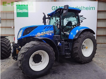 Traktors NEW HOLLAND T7