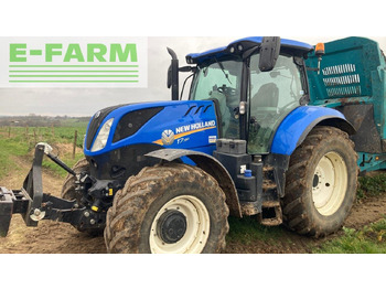 Traktors NEW HOLLAND T7
