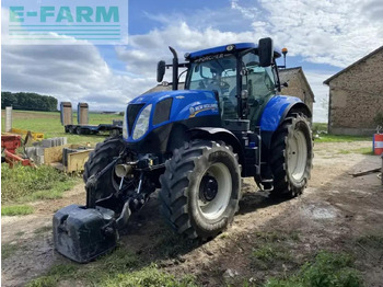 Traktors NEW HOLLAND T7.200
